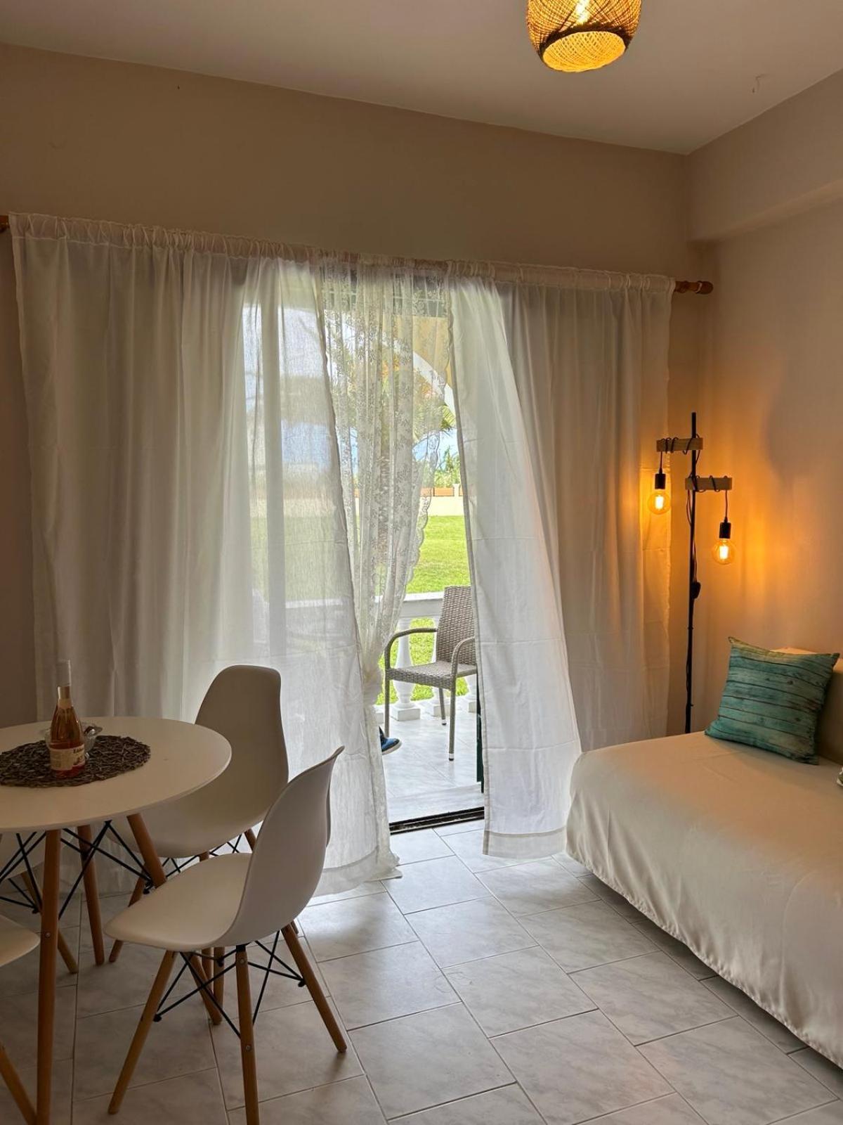 Ariadni House
